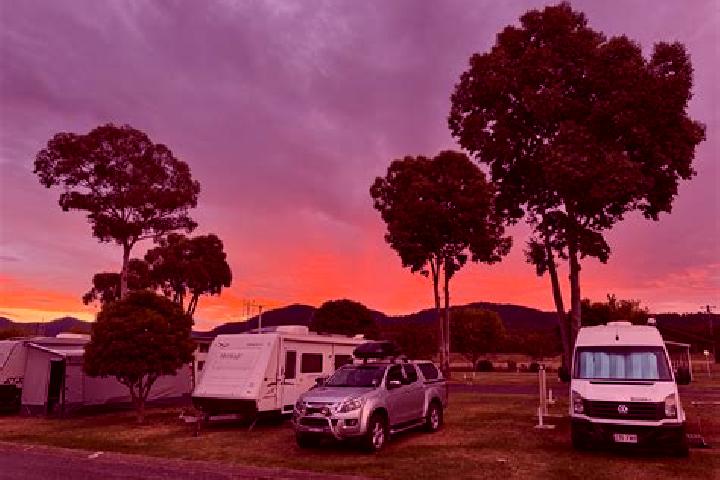 escort Murrurundi