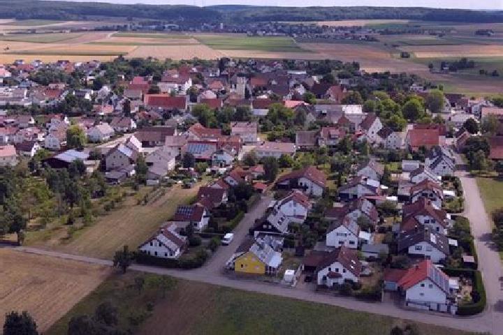 escort Neenstetten
