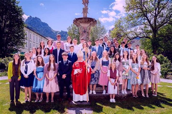 escort Neuhaus am Klausenbach