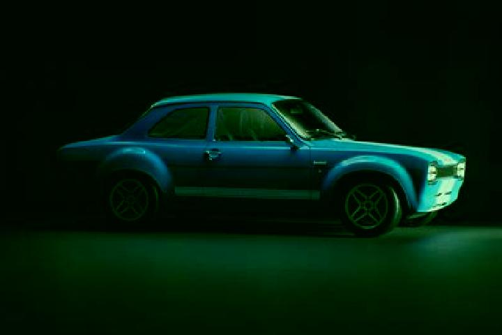 escort Neustupov