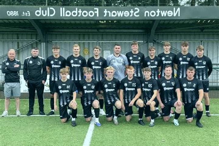 escort Newton Stewart