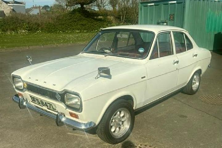 escort Newtownards