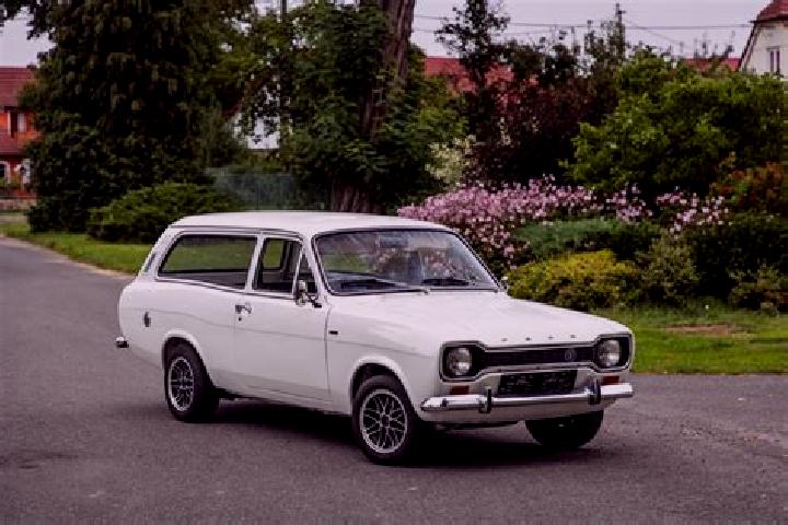 escort Niederbachem