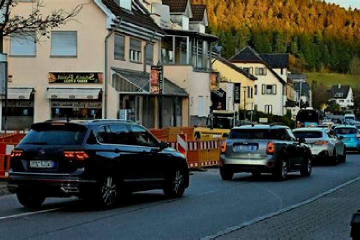 escort Niedereschach