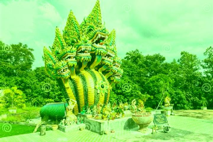 escort Nikhom Kham Soi