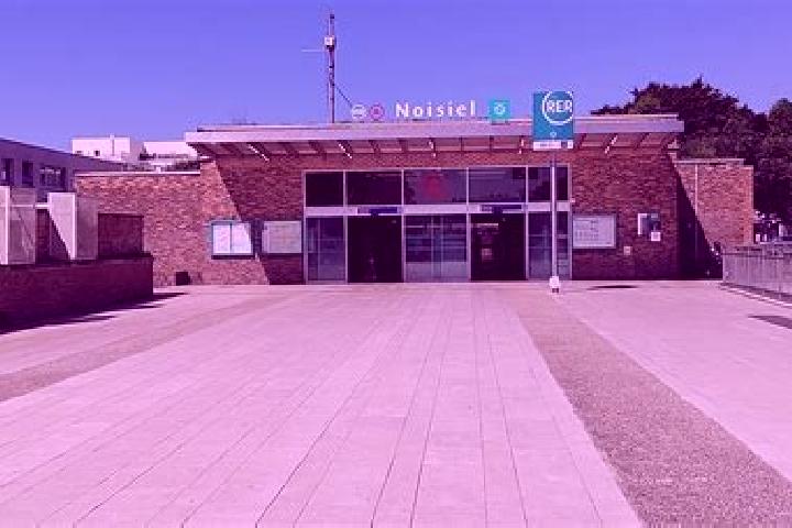 escort Noisiel