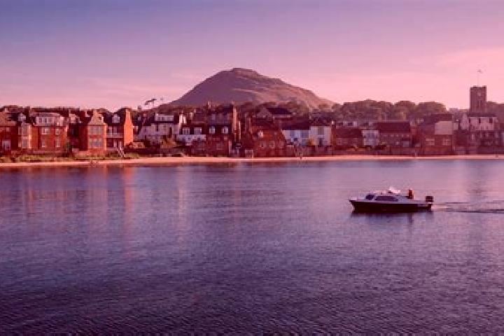 escort North Berwick