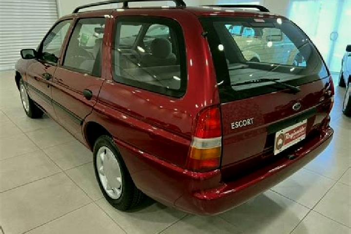 escort Nova Bana