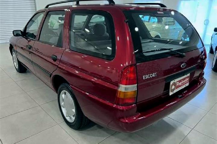 escort Nova Castilho
