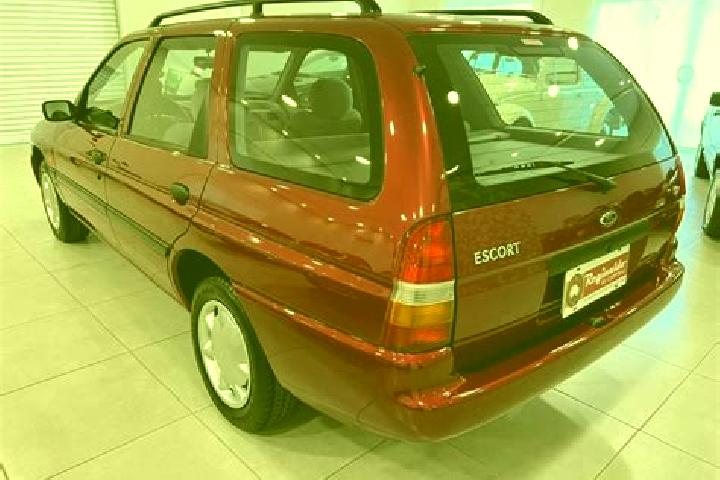 escort Nova Crnja