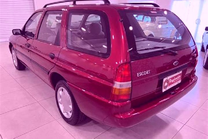 escort Nova Dolyna