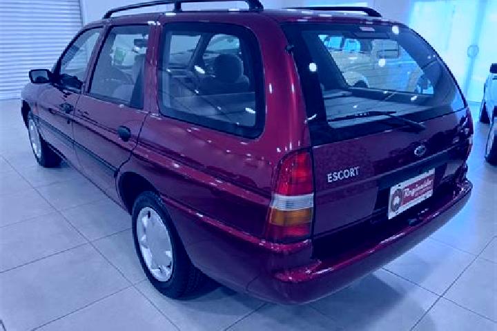 escort Nova Levante