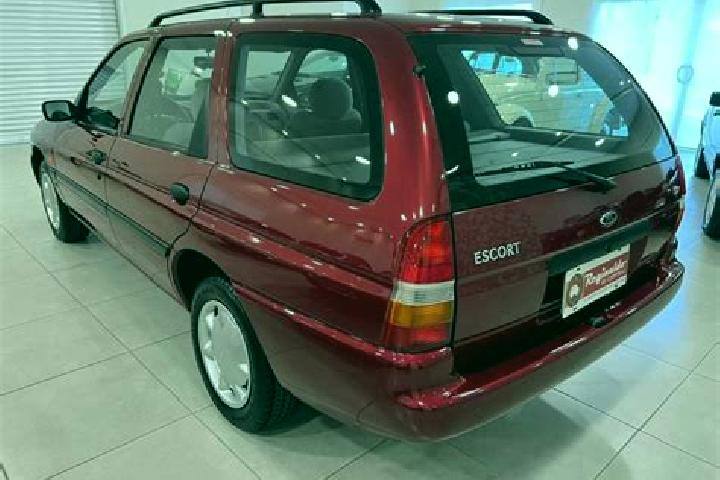 escort Nova Raca