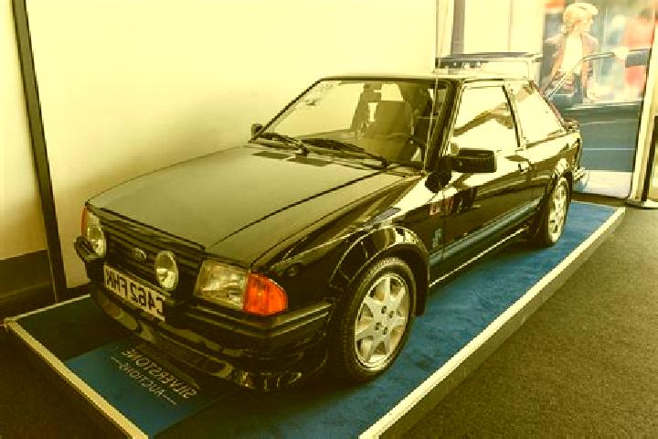 escort Novikovo