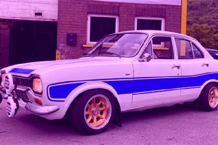 escort Obbola