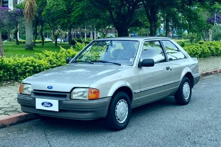 escort Oldsum