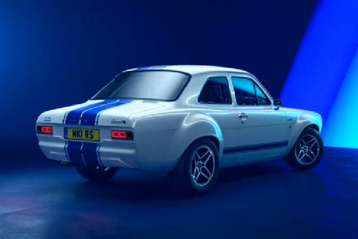 escort Palaminy