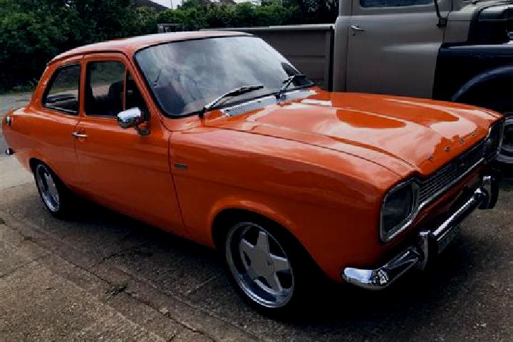 escort Pallaskenry