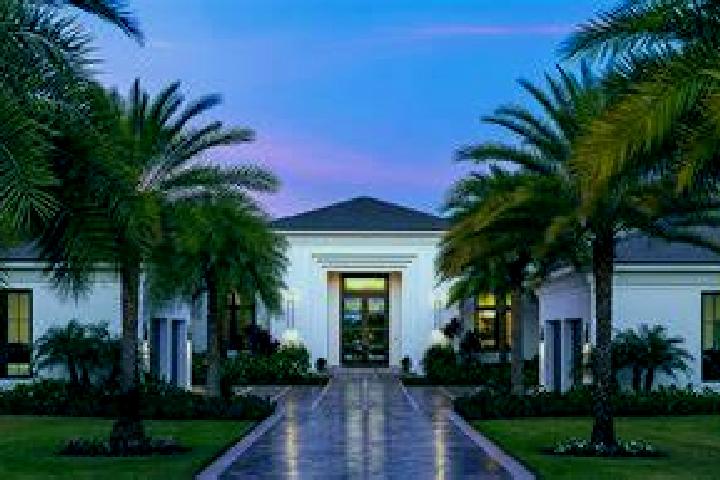 escort Palm Grove