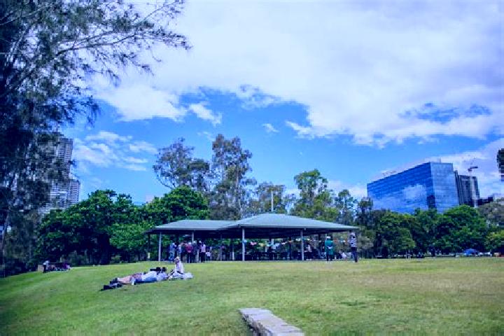 escort Parklands