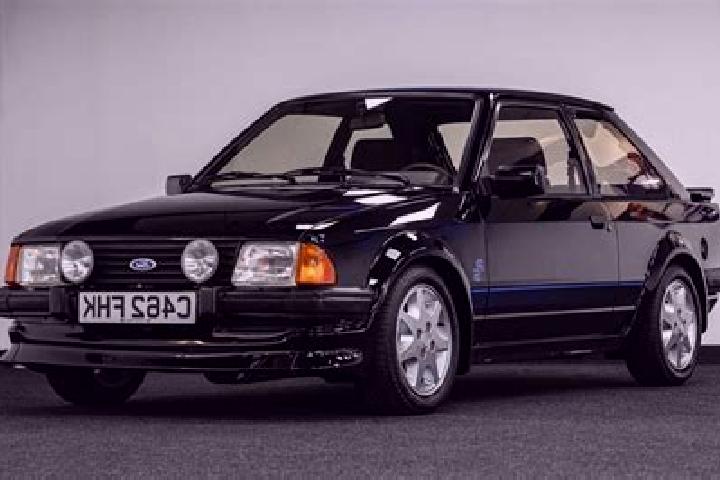 escort Paullo