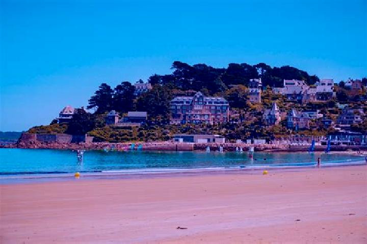 escort Perros-Guirec