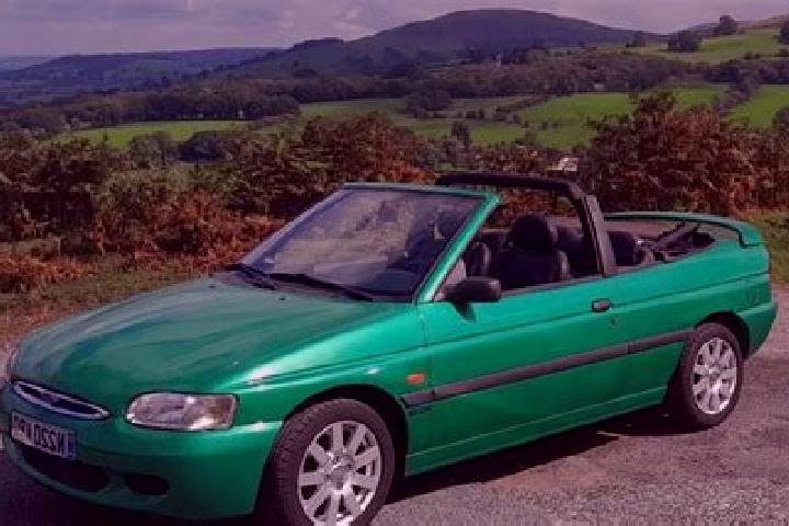 escort Plumpton Green