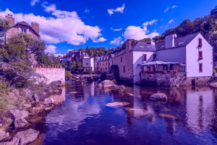 escort Pont-Aven