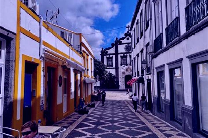 escort Ponta Delgada