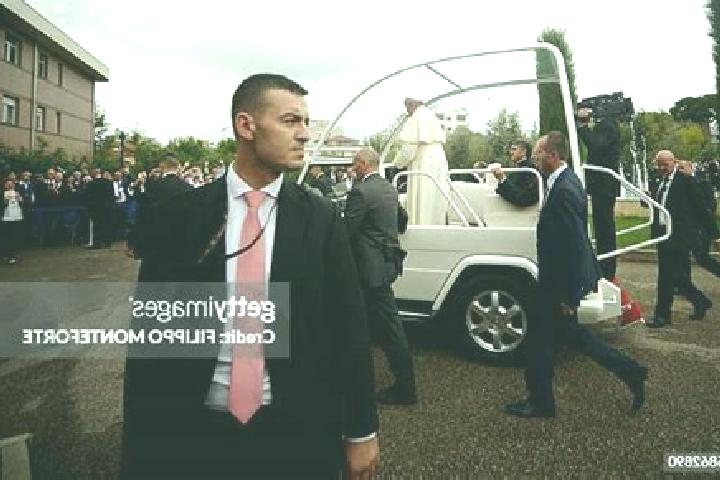 escort Pope