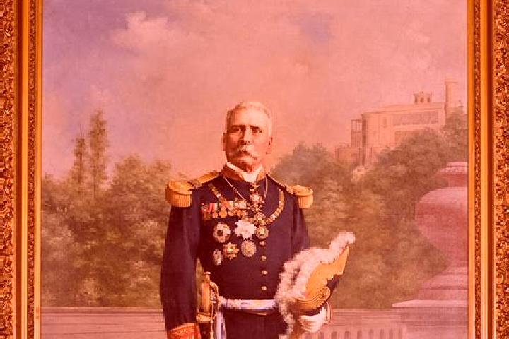 escort Porfirio Diaz