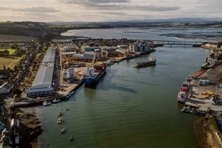 escort Port Wallace