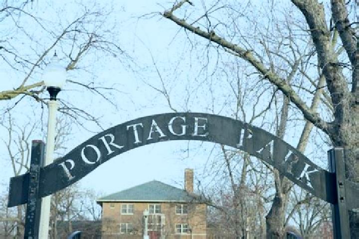 escort Portage Park