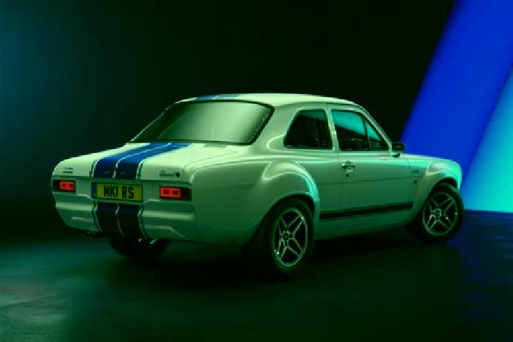 escort Potterne