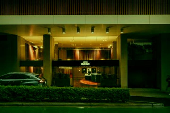 escort Potts Point