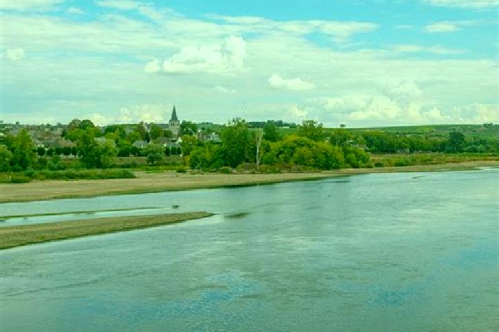 escort Pouilly-sur-Loire