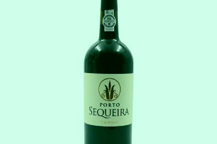 escort Pueblo Sequeira