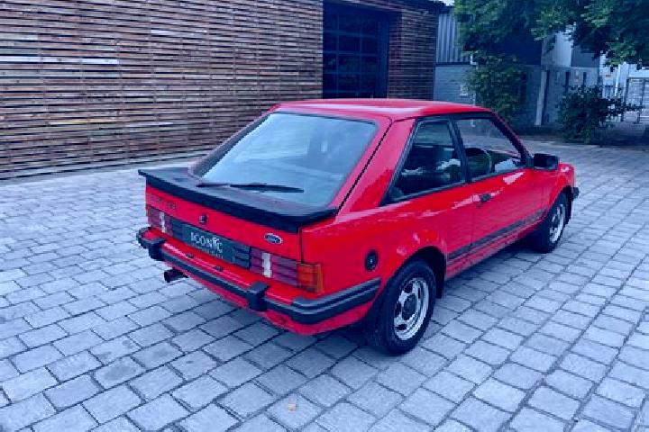 escort Puieni