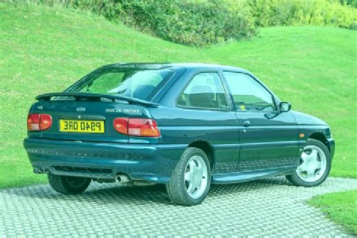 escort Qax