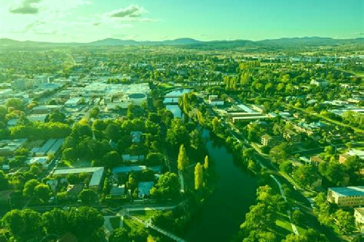 escort Queanbeyan
