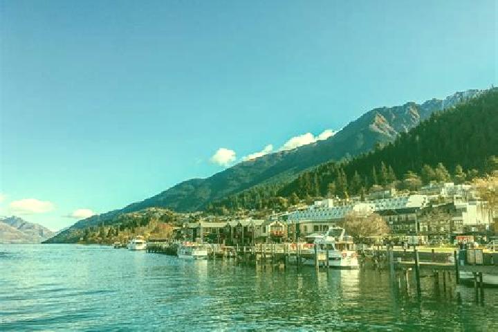 escort Queenstown