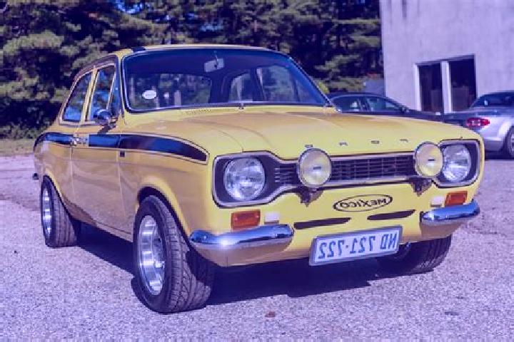 escort Raveau