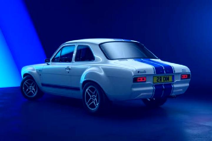escort Reddingmuirhead