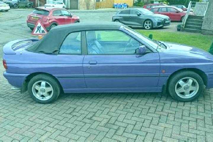 escort Retis