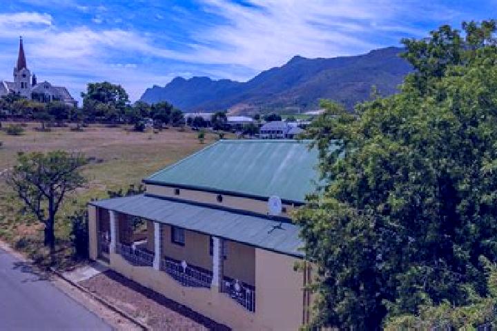 escort Riebeek-Kasteel