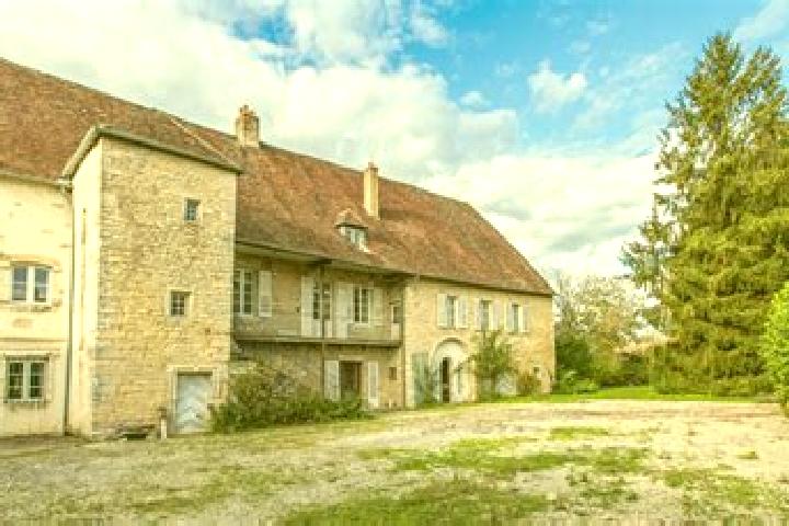 escort Rochefort-sur-Nenon