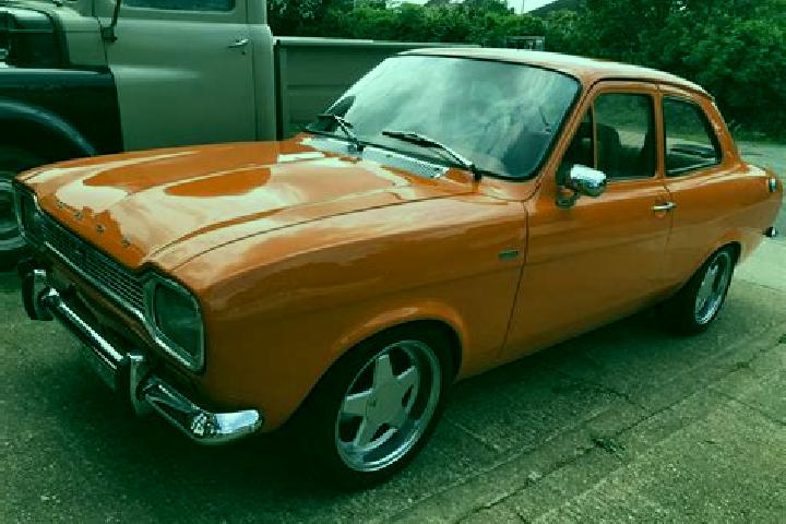 escort Ryton