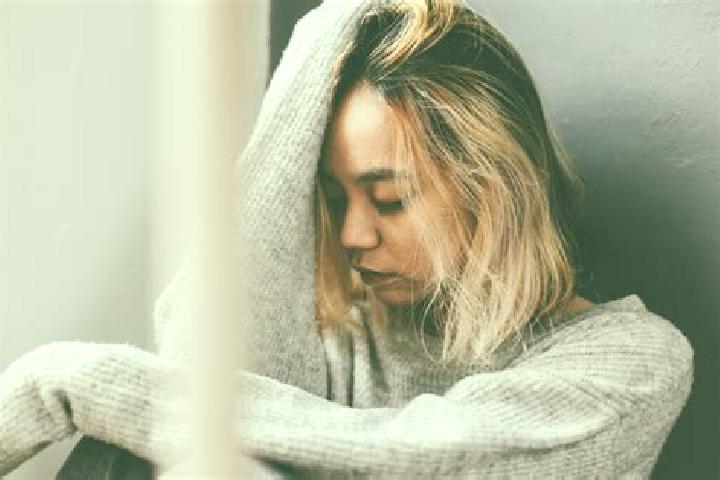 escort Sad