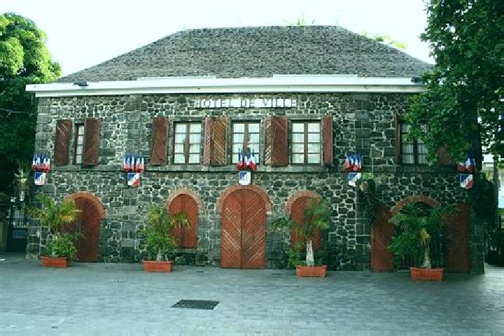 escort Saint-Leu