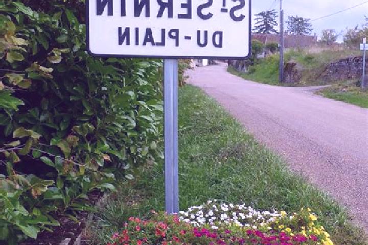 escort Saint-Sernin-du-Plain